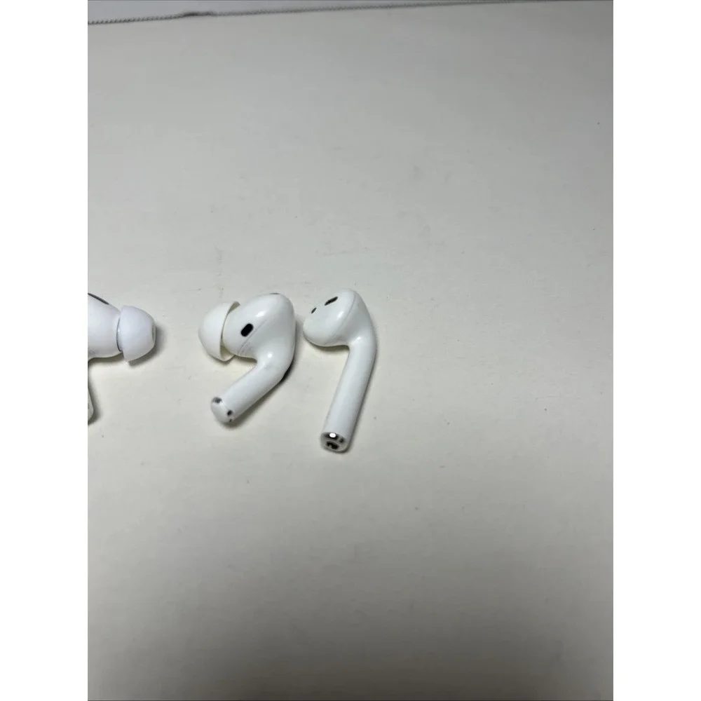 Apple AirPods Lot Of 6 Buds Only Pro/Classic - For Parts